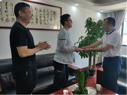 长沙市威龙保安服务有限公司,威龙保安服务,长沙保安公司,湖南保安服务,银行保安,安保公司,明星安保