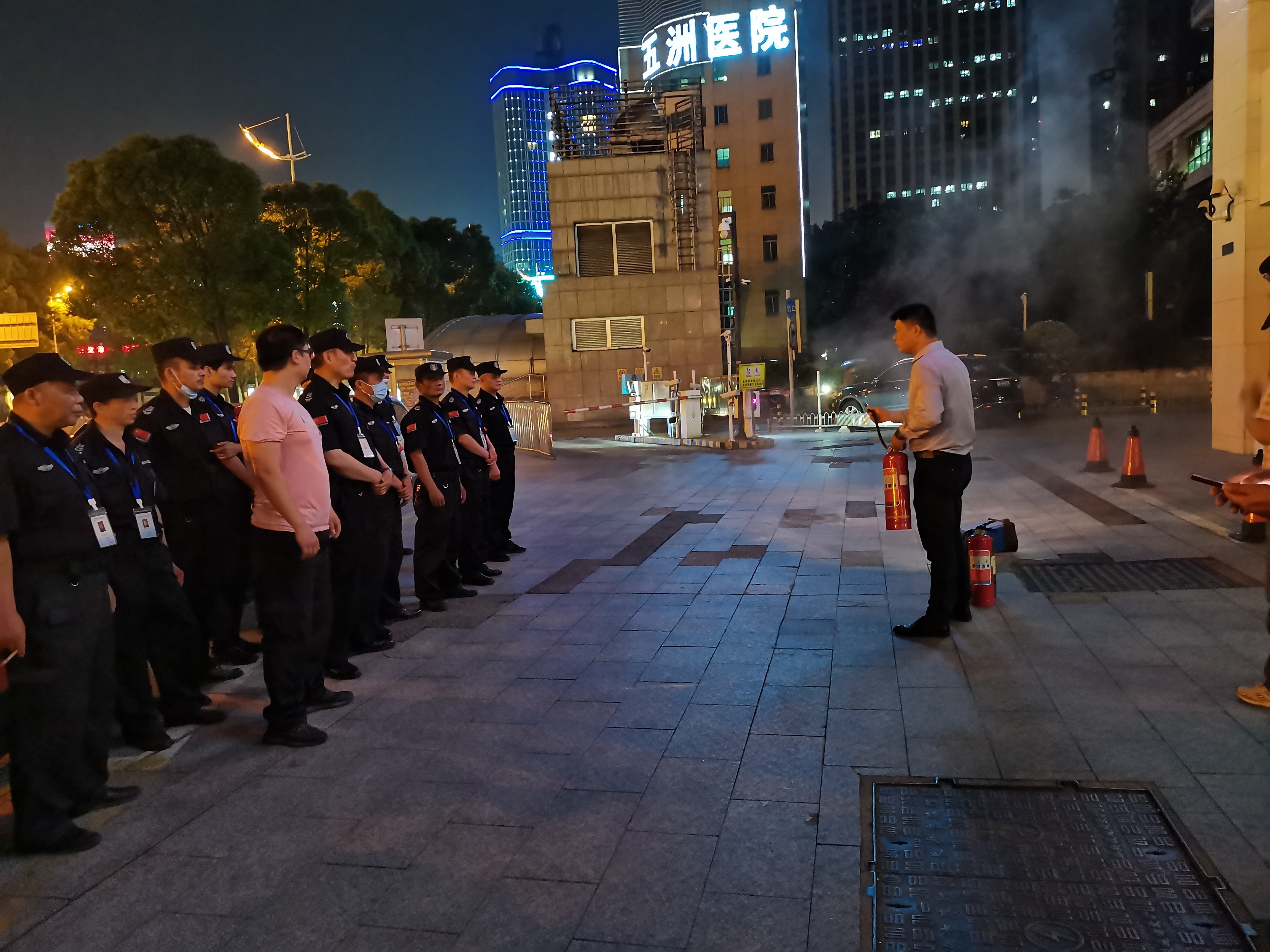 长沙市威龙保安服务有限公司,威龙保安服务,长沙保安公司,湖南保安服务,银行保安,安保公司,明星安保