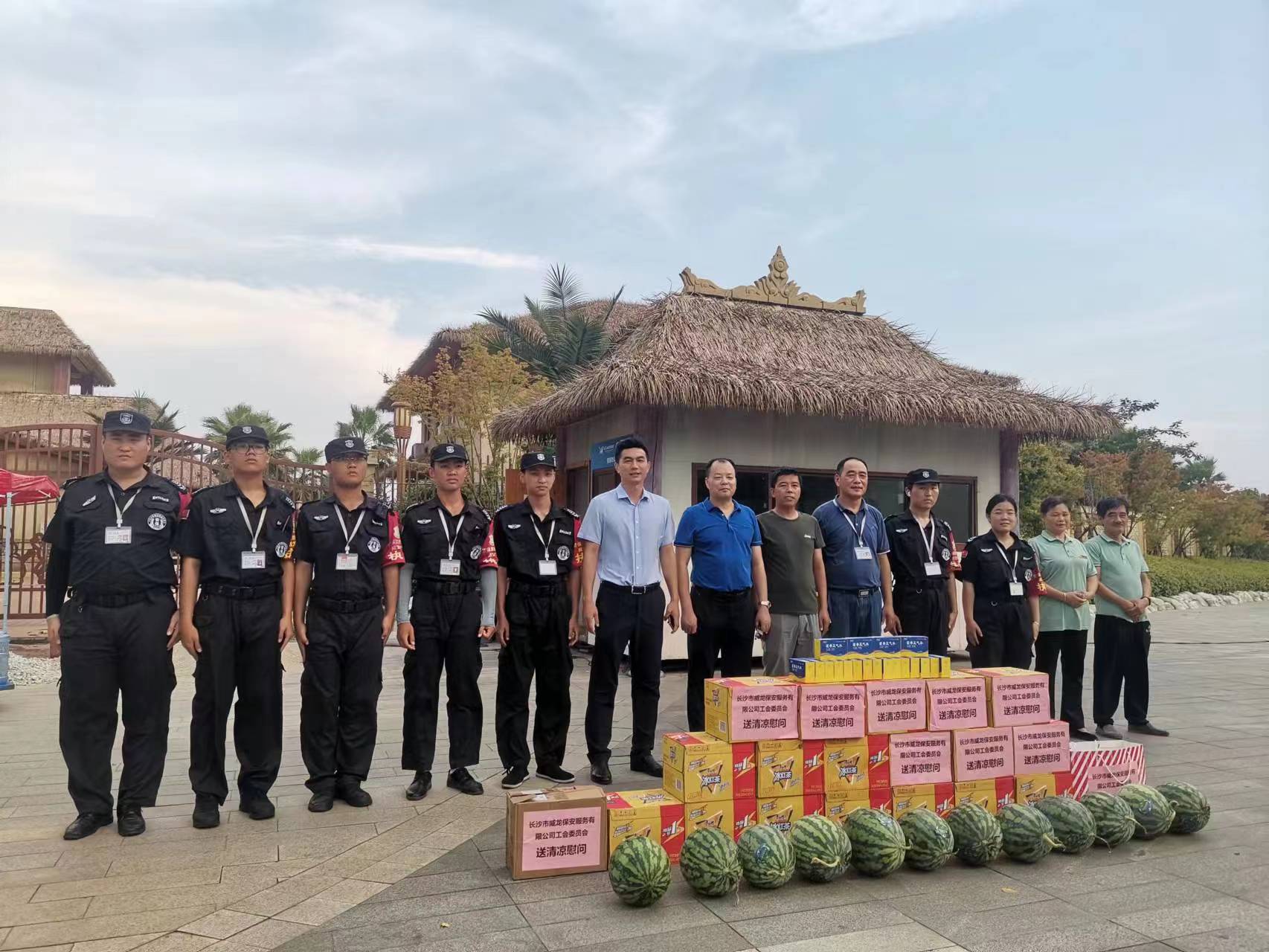 长沙市威龙保安服务有限公司,威龙保安服务,长沙保安公司,湖南保安服务,银行保安,安保公司,明星安保