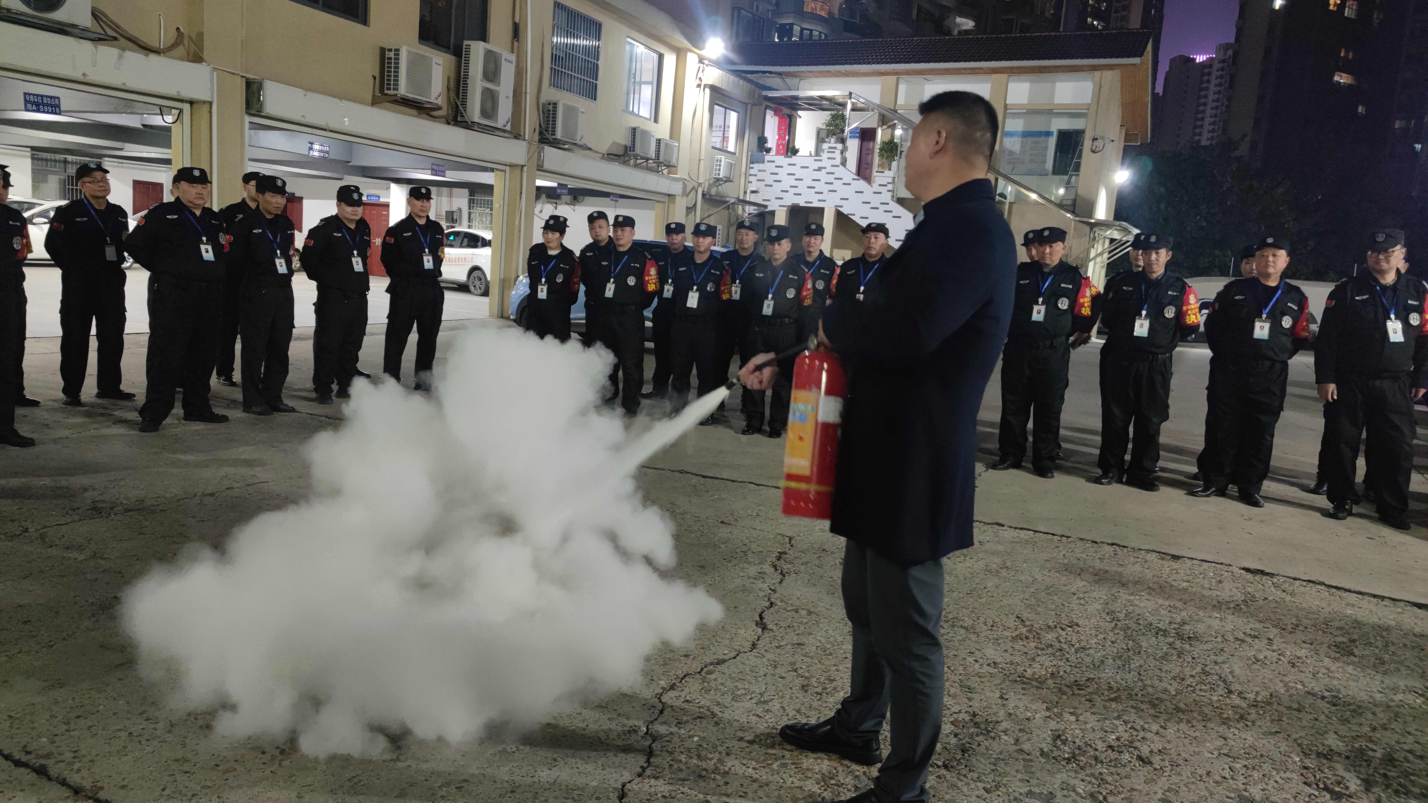 长沙市威龙保安服务有限公司,威龙保安服务,长沙保安公司,湖南保安服务,银行保安,安保公司,明星安保